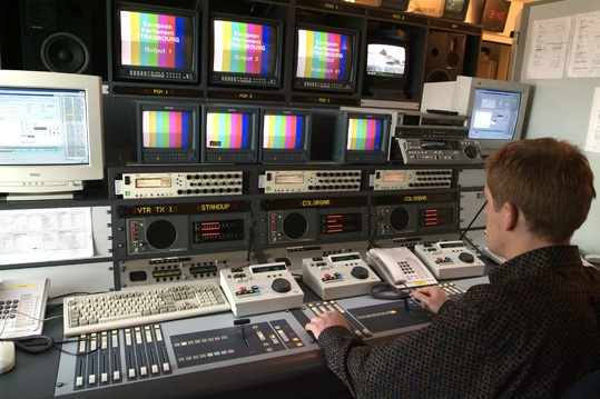 Video_Tape_Editing.jpg